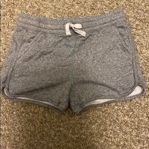 💙 Girl’s gray sweat shorts